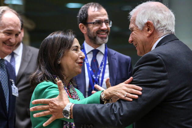 November 15, 2022, Brussels, Brussels Capital Region, Belgium: Spanish Minister of Defense Margarita Robles (L) and High Representative of the European Union for Foreign Affairs and Security Policy Josep Borrell during an European Foreign Affairs Council (Defence) at the European Council headquarters in Brussels, Belgium, 15 November 2022. Brussels Belgium - ZUMAm177 20221115_zip_m177_031 Copyright: xValeriaxMongellix
