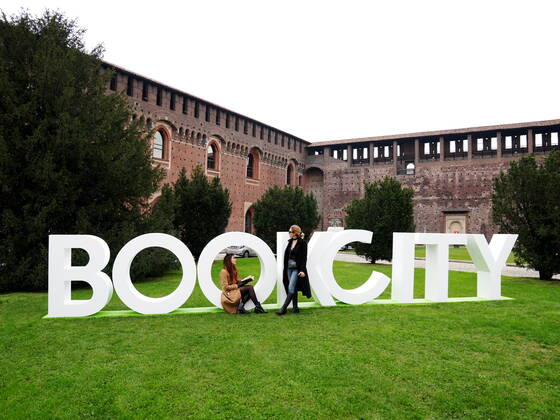 Milan, Hybrid life and the theme of the eleventh edition of Bookcity starting today, Sign, written in the park of the courtyard of the Castello Sforzesco Editorial Usage Only  Copyright: xDUILIOxPIAGGESIx xIPAx Agenzia_Fotogramma_FGR3681756