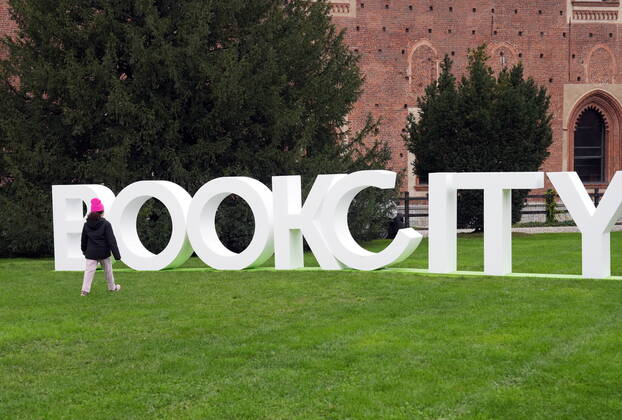 Milan, Hybrid life and the theme of the eleventh edition of Bookcity starting today, Sign, written in the park of the courtyard of the Castello Sforzesco Editorial Usage Only Copyright: xDUILIOxPIAGGESIx xIPAx Agenzia_Fotogramma_FGR3681759