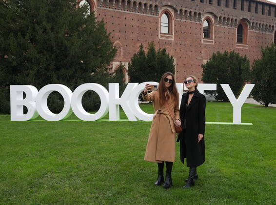 Milan, Hybrid life and the theme of the eleventh edition of Bookcity starting today, Sign, written in the park of the courtyard of the Castello Sforzesco Editorial Usage Only Copyright: xDUILIOxPIAGGESIx xIPAx Agenzia_Fotogramma_FGR3681760