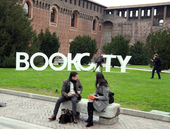Milan, Hybrid life and the theme of the eleventh edition of Bookcity starting today, Sign, written in the park of the courtyard of the Castello Sforzesco Editorial Usage Only Copyright: xDUILIOxPIAGGESIx xIPAx Agenzia_Fotogramma_FGR3681749