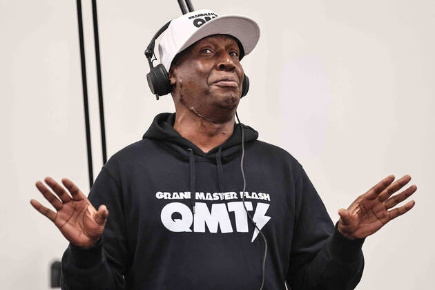 Bilder des Jahres 2022, Entertainment 11 November Entertainment Themen der Woche KW46 Entertainment Bilder des Tages November 16, 2022, Wilmington, Delaware, United States of America: The legendary Bronxite GRANDMASTER FLASH gives remarks during an Audiovisual Lecture Wednesday, November 16, 2022; at the Wilmington public library in Wilmington, Delaware. Wilmington United States of America - ZUMAs124 20221116_zap_s124_011 Copyright: xSaquanxStimpsonx