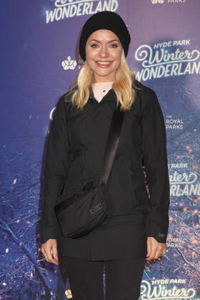 Holly Willoughby attends the Hyde Park Winter Wonderland 2022 VIP Preview Night in London. NOVEMBER 17th 2022  CMYx22482