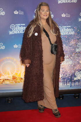 Shaughna Phillips attends the Hyde Park Winter Wonderland 2022 VIP Preview Night in London. NOVEMBER 17th 2022  CMYx22482