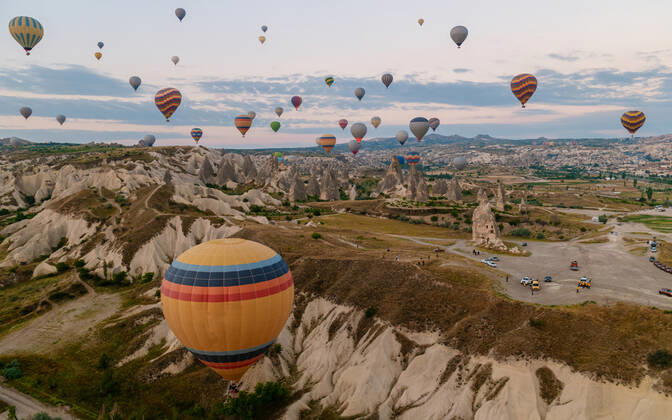 Turkey balloons Cappadocia Goreme Kapadokya , Sunrise in the mountains of Capadocia Sunrise with hot air balloons in Cappadocia, Turkey balloons in Cappadocia Goreme Kapadokya, and Sunrise in the mountains of Cappadocia. Copyright: xZoonar.com FokkexBaarssenx 19153456