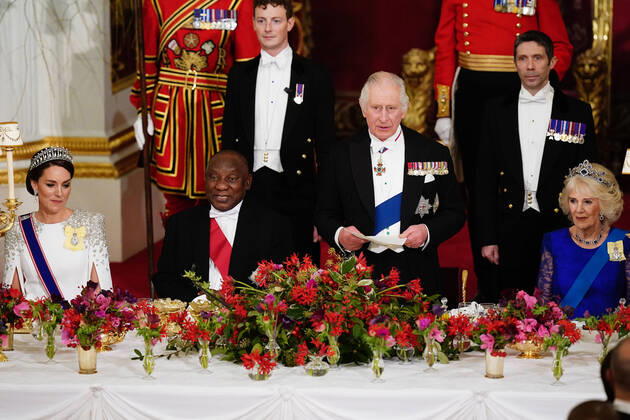 Bilder des Jahres 2022, Entertainment 11 November Entertainment Themen der Woche KW47 Entertainment Bilder des Tages . 22 11 2022. London, United Kingdom. President Cyril Ramaphosa of South Africa with King Charles III, Camilla, Queen Consort and Kate Middleton, the Princess of Wales, at a State Banquet for the President during his State Visit to the UK at Buckingham Palace in London.  xPoolx xi-Imagesx IIM-23951-0175