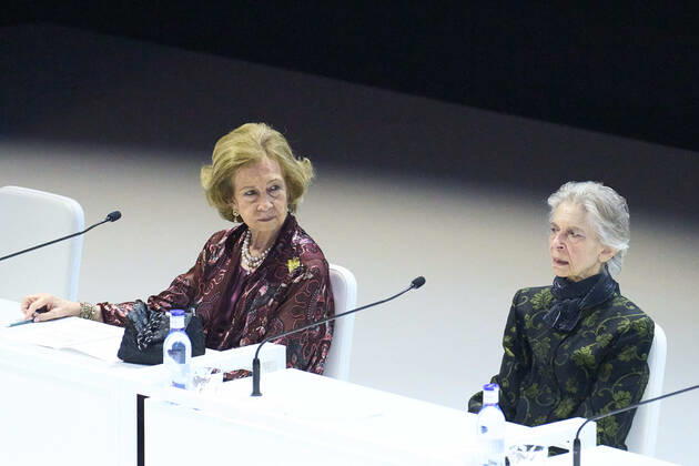 22-11-2022 Madrid Queen Sofia attend the presentation of the 37th edition of the BMW painting award and Mundo in harmony benefit concert at the royal theatre in Madrid. No Spain Â  Copyright: xPPEx
