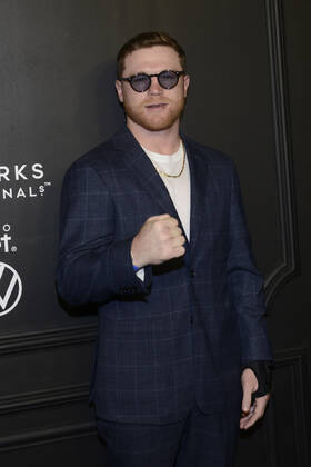 GQ Men Of tHe Year Black Carpet November 22, Mexico City, Mexico: Saul Alvarez ˜El Canelo™ attends the black carpet of the GQ Men Of The Year Awards at Proyecto Publicol Prim. on November 22, 2022 in Mexico City, Mexico. (Photo by Carlos Tischler Eyepix Group) Copyright: xCarlosxTischler xEyepixxGroupx CT_22112022_82063
