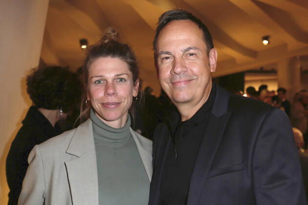 Tina Seydel und Moritz Lindbergh bei der Verleihung des Deutschen Theaterpreises Der Faust 2022 im Düsseldorfer Schauspielhaus. Düsseldorf, 26.11.2022