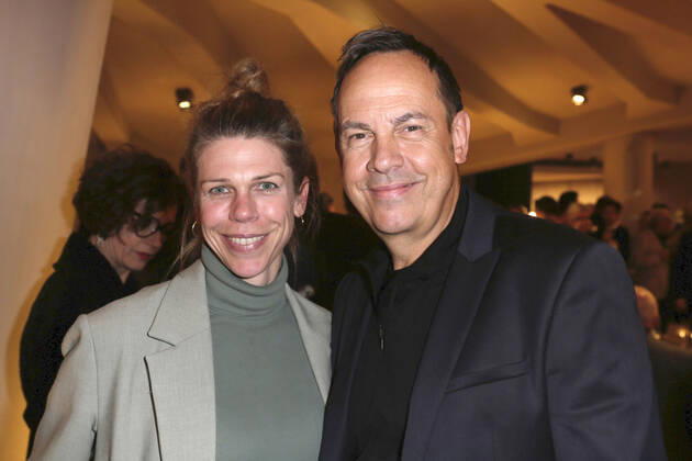 Tina Seydel und Moritz Lindbergh bei der Verleihung des Deutschen Theaterpreises Der Faust 2022 im Düsseldorfer Schauspielhaus. Düsseldorf, 26.11.2022