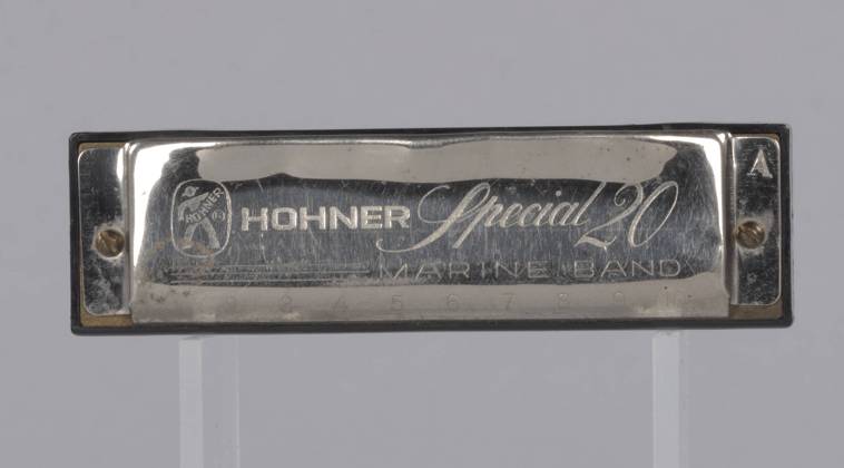 RECORD DATE NOT STATED Harmonica used by Arthur Lee, ca. 1980. Creator: Hohner Musikinstrumente GmbH & Co. KG. Copyright:xHeritagexArt HeritagexImagesx IMAGO ,2832963 ! ACHTUNG: AUFNAHMEDATUM GESCHÄTZT!  Copyright:HeritagexArt HeritagexImagesx IMAGO