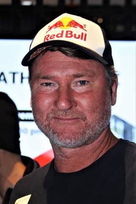 Bjorn Dunkerbeck ist ein ehemaliger daenisch-niederlaendischer Profi-Windsurfer. Mit 42 Weltmeistertiteln ist er einer der erfolgreichsten Profisportler der Welt. Foto: Dunkerbeck zu Gast auf der Sportartikel-Fachmesse Ispo 2022, veranstaltet von der Messe Muenchen