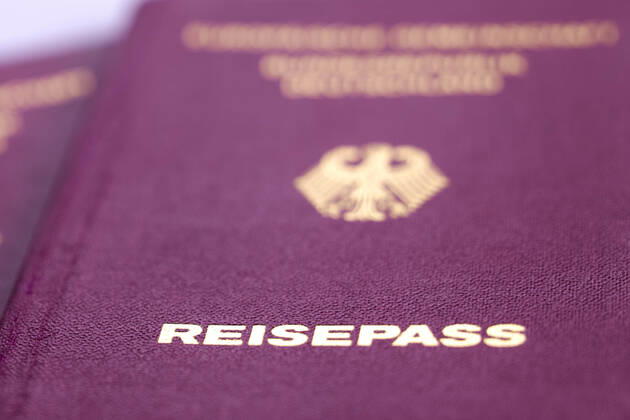 Reisepass der Bundesrepublik Deutschland Deutschland am 30.11.2022