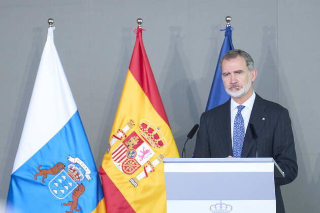 01-12-2022 Tenerife King Felipe attend the gold medal for merit of the fine arts 2021 at the Tenerife space for the arts at Santa Cruz at Tenerife. No Spain Â  Copyright: xPPEx