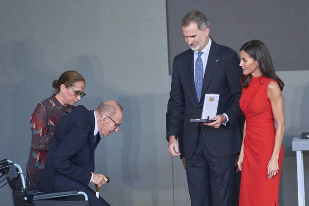 December 1, 2022: King Felipe VI of Spain, Queen Letizia of Spain attends delivery Gold Medals of Merit in Fine Arts 2021 at TEA Tenerife Espacio de las Artes on December 1, 2022 in Santa Cruz de Tenerife, Spain - ZUMAg15_ 20221201_zaf_g15_054 Copyright: xJackxAbuinx