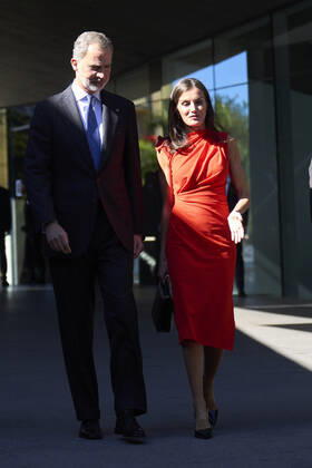 December 1, 2022: King Felipe VI of Spain, Queen Letizia of Spain attends delivery Gold Medals of Merit in Fine Arts 2021 at TEA Tenerife Espacio de las Artes on December 1, 2022 in Santa Cruz de Tenerife, Spain - ZUMAg15_ 20221201_zaf_g15_016 Copyright: xJackxAbuinx
