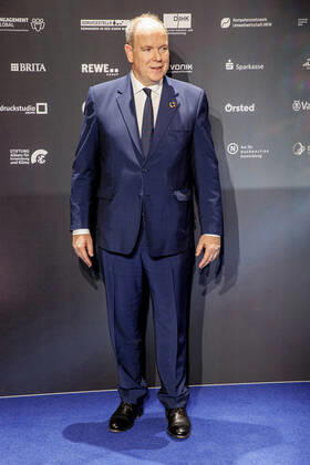 02.12.2022. Düsseldorf. S. D. Fürst Albert II. von Monaco bei der Verleihung zum 15. Deutschen Nachhaltigkeitspreis im Düsseldorfer Maritim Hotel. Düsseldorf Maritim Hotel Nordrhein-Westfalen Deutschland