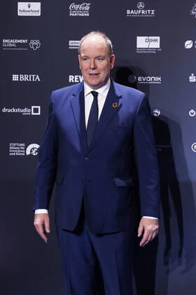 Fürst Albert II. von Monaco bei der Verleihung des 15. Deutschen Nachhaltigkeitspreises 2022 im Maritim Hotel. Düsseldorf, 02.12.2022 NRW Deutschland Copyright: xChristophxHardtx