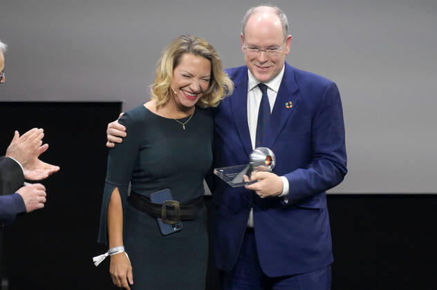 Antje Boetius und Fürst Albert II. von Monaco bei der Verleihung des 15. Deutschen Nachhaltigkeitspreises 2022 im Maritim Hotel. Düsseldorf, 02.12.2022