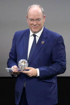 Fürst Albert II. von Monaco bei der Verleihung des 15. Deutschen Nachhaltigkeitspreises 2022 im Maritim Hotel. Düsseldorf, 02.12.2022