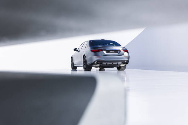 **VIDEO AVAILABLE: CONTACT INFO@COVERMG.COM TO RECEIVE** Mercedes have revealed their new S63 AMG - the first hybrid version of their flagship limousine - and one comes with more power than ever before. Under the bonnet, there?s a 4.0-litre twin-turbo V8 engine similar to the one you get in the Mercedes-AMG GT 63 S E Performance, along with an electric motor on the rear axle. With a combined system output of 791 hp and 1,055 lb-ft, the AMG S 63 E PERFORMANCE sets new standards for similar models of car. It accelerates from 0 to 60 mph takes just 3.2 seconds (est.) and has an 180 mph top speed. With E PERFORMANCE, we are now opening a new chapter: Never before has a luxury sedan so perfectly combined best-in-class performance with super Copyright: xMercedes-Benzx 52259232 EDITORIAL USE ONLY. NOT FOR USE BY NEWSPAPERS BASED IN THE UK.