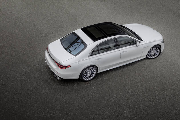 **VIDEO AVAILABLE: CONTACT INFO@COVERMG.COM TO RECEIVE** Mercedes have revealed their new S63 AMG - the first hybrid version of their flagship limousine - and one comes with more power than ever before. Under the bonnet, there?s a 4.0-litre twin-turbo V8 engine similar to the one you get in the Mercedes-AMG GT 63 S E Performance, along with an electric motor on the rear axle. With a combined system output of 791 hp and 1,055 lb-ft, the AMG S 63 E PERFORMANCE sets new standards for similar models of car. It accelerates from 0 to 60 mph takes just 3.2 seconds (est.) and has an 180 mph top speed. With E PERFORMANCE, we are now opening a new chapter: Never before has a luxury sedan so perfectly combined best-in-class performance with super Copyright: xMercedes-Benzx 52259218 EDITORIAL USE ONLY. NOT FOR USE BY NEWSPAPERS BASED IN THE UK.