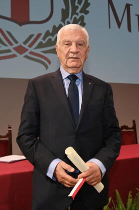 Italien, Verleihung des Verdienstordens der Stadt Mailand Milan, Italy Ambrogini 2022 Giuseppe Sala and the President of the City Council Elena Buscemi deliver the Civic Merit from the City of Milan In the picture:Alberto Jannuzzelli  Copyright: xNickxZonnax xipa-agency.netx xNickxZonnax IPA_IPA34967440