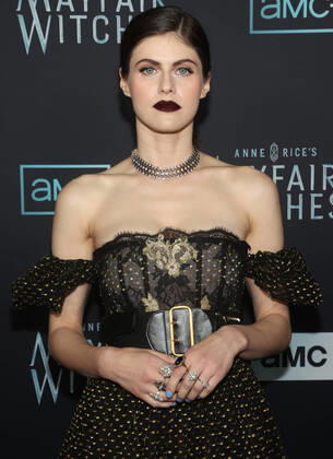 Bilder des Jahres 2022, Entertainment 12 Dezember Entertainment Themen der Woche KW49 Entertainment Bilder des Tages LOS ANGELES, CA - DECEMBER 7: Alexandra Daddario at AMC s Anne Rice s Mayfair Witches Premiere at Harmony Gold in Los Angeles, California on December 7, 2022. Copyright: xFayexSadoux