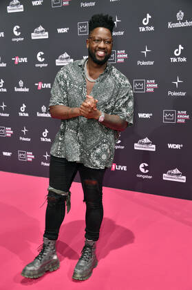 Kelvin Jones bei der 23. Verleihung der 1Live Krone 2022 in der Jahrhunderthalle. Bochum, 08.12.2022