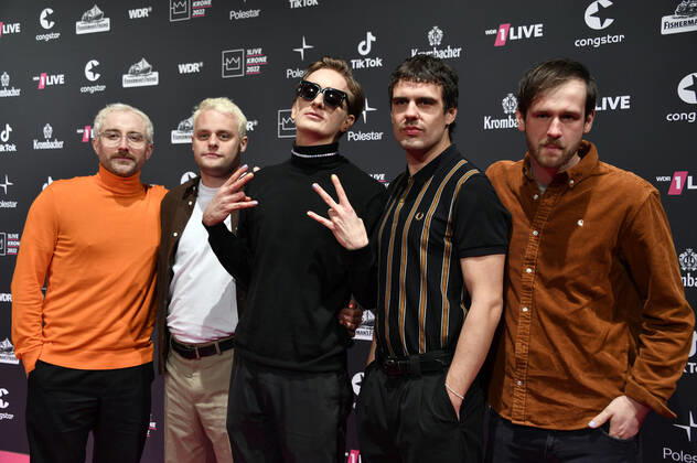 Kraftklub bei der 23. Verleihung der 1Live Krone 2022 in der Jahrhunderthalle. Bochum, 08.12.2022