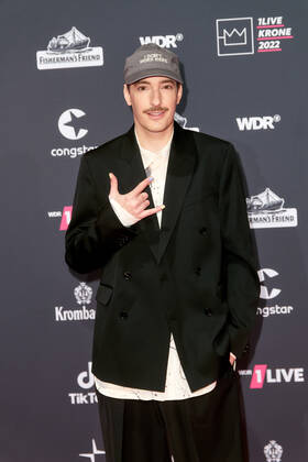 1LIVE Krone Verleihung in Bochum Casper (Benjamin Griffey) auf dem roten Teppich bei der Verleihung der 1LIVE Krone in der Jahrhunderthalle in Bochum. Copyright: xEventpressxGolejewskix