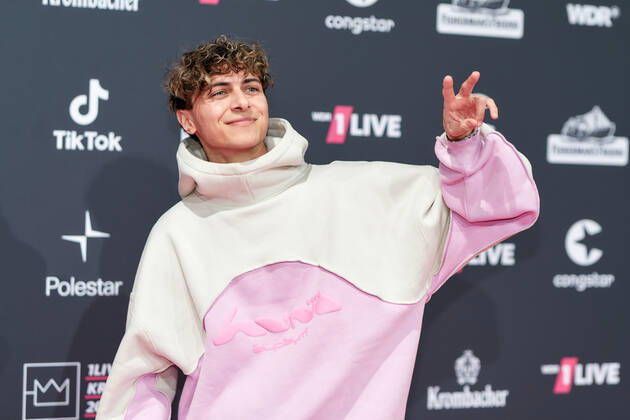 1LIVE Krone Verleihung in Bochum Lukas Rieger auf dem roten Teppich bei der Verleihung der 1LIVE Krone in der Jahrhunderthalle in Bochum. Copyright: xEventpressxGolejewskix
