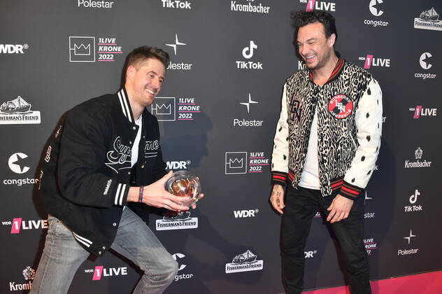 Vincent Stein und Dag-Alexis Kopplin von SDP bei der 23. Verleihung der 1Live Krone 2022 in der Jahrhunderthalle. Bochum, 08.12.2022