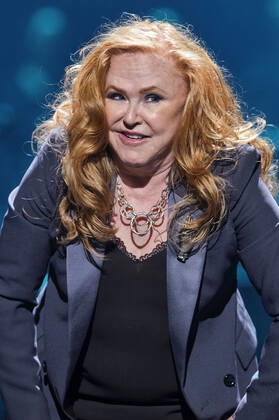 Carol Decker (T Pau) live bei der Night of the Proms 2022 in der ZAG Arena. Hannover, 08.12.2022