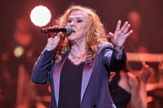 Carol Decker (T Pau) live bei der Night of the Proms 2022 in der ZAG Arena. Hannover, 08.12.2022