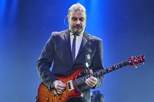 John Miles Jr. live bei der Night of the Proms 2022 in der ZAG Arena. Hannover, 08.12.2022