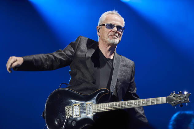 Nik Kershaw live bei der Night of the Proms 2022 in der ZAG Arena. Hannover, 08.12.2022