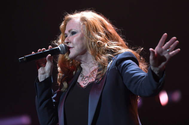 Carol Decker (T Pau) live bei der Night of the Proms 2022 in der ZAG Arena. Hannover, 08.12.2022