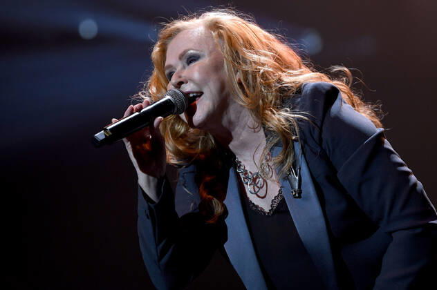 Carol Decker (T Pau) live bei der Night of the Proms 2022 in der ZAG Arena. Hannover, 08.12.2022
