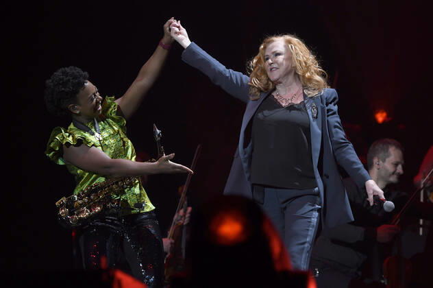 YolanDa Brown und Carol Decker (T Pau) live bei der Night of the Proms 2022 in der ZAG Arena. Hannover, 08.12.2022