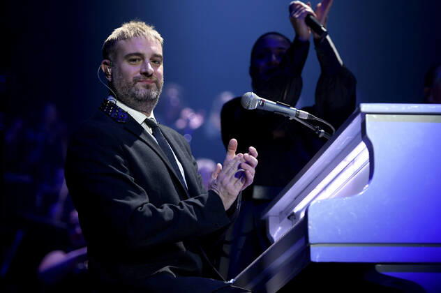 John Miles Jr. live bei der Night of the Proms 2022 in der ZAG Arena. Hannover, 08.12.2022