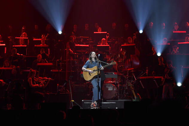 Amy Macdonald live bei der Night of the Proms 2022 in der ZAG Arena. Hannover, 08.12.2022