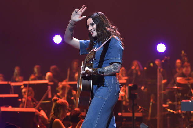 Amy Macdonald live bei der Night of the Proms 2022 in der ZAG Arena. Hannover, 08.12.2022