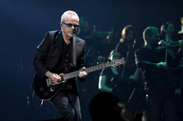 Nik Kershaw live bei der Night of the Proms 2022 in der ZAG Arena. Hannover, 08.12.2022
