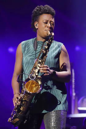 YolanDa Brown live bei der Night of the Proms 2022 in der Barclay Card Arena. Hamburg, 09.12.2022