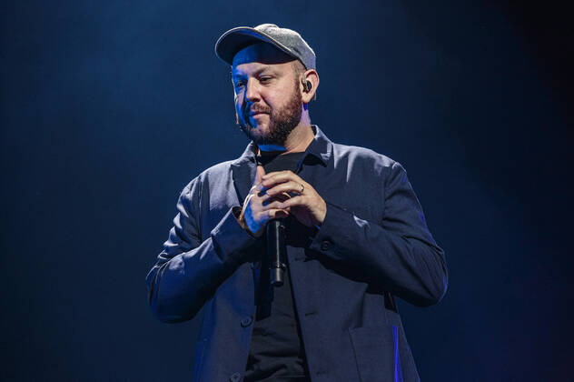 Matt Simons live bei der Night of the Proms 2022 in der ZAG Arena. Hannover, 08.12.2022