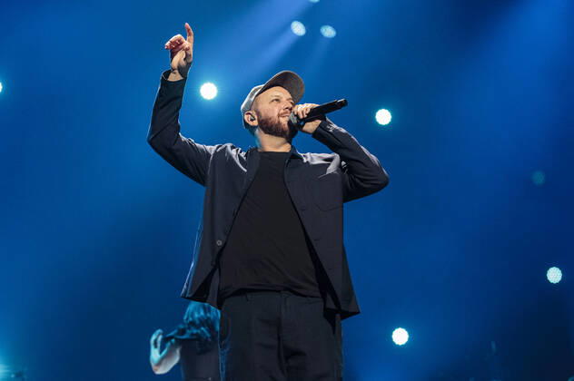 Matt Simons live bei der Night of the Proms 2022 in der ZAG Arena. Hannover, 08.12.2022
