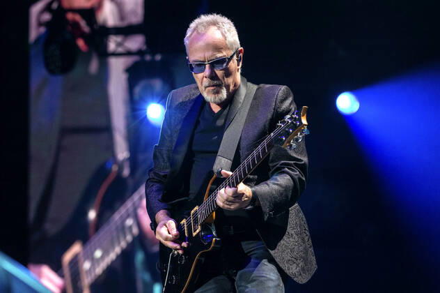 Nik Kershaw live bei der Night of the Proms 2022 in der ZAG Arena. Hannover, 08.12.2022