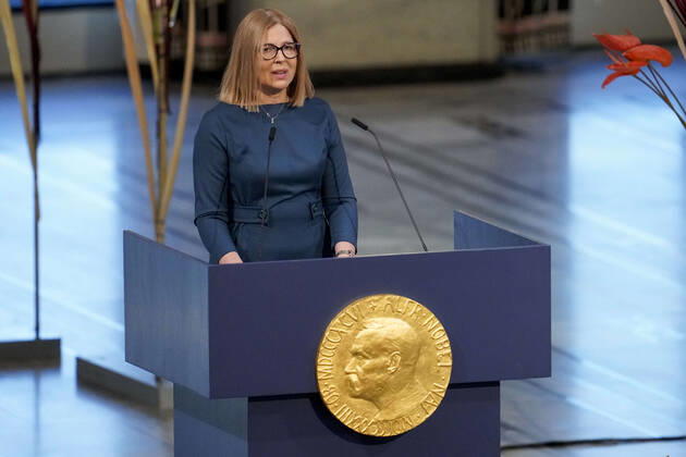 Oslo 20221210 Natallia Pintsjuk, who represents her husband, the activist Ales Byaljatski from Belarus, delivers her Nobel lecture during the awarding of the Nobel Peace Prize for 2022 in an Oslo townhouse on Saturday Oslo Norway xx,  Copyright: xRodrigoxFreitasx EOp95OZ6_pU