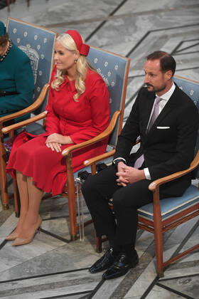 Crown Princess Mette-Marit of Norway and Crown Prince Haakon of Norway attend the 2022 Nobel Peace Prize award ceremony at the City Hall in Oslo, Norway on December 10, 2022.  LON20221210221 PAULxTREADWAY